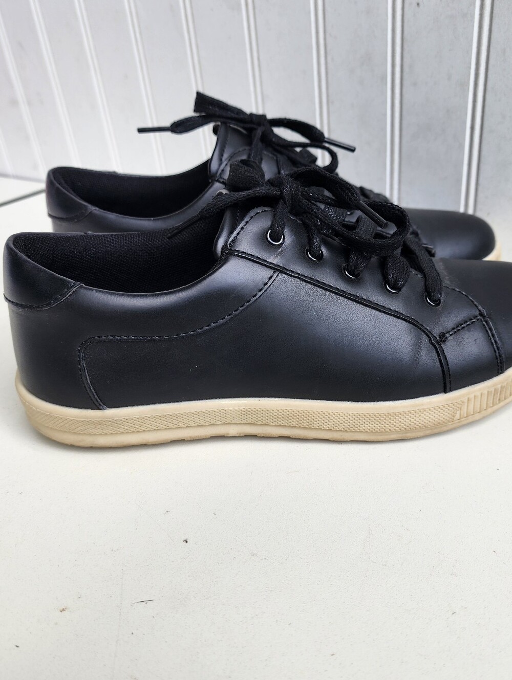 Deer Stags Kane Boys' Youth Sneaker Black Faux Leather Lace Up Sz 6M